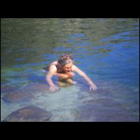 135-Flo-courageuse-bain-lac-froid.jpg